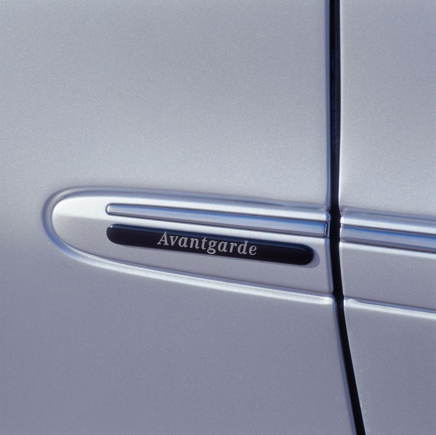  Mercedes-Benz E-Class 2002 года  (фото 378 из 448)
